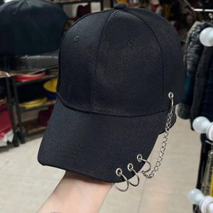 خرید کلاه زنجیر دار