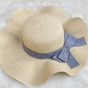 کلاه ساحلی کرم رنگ موجدار